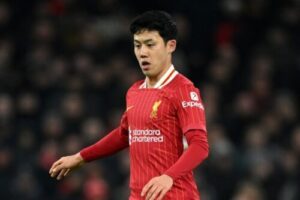 リヴァプール指揮官、再び遠藤航を絶賛「人間としても高く評価している」(サッカーキング)